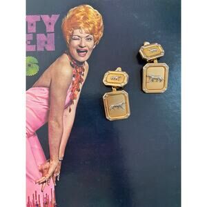 vintage 1980s panther earrings gold dangle clip on tiger jaguar novelty jewelry